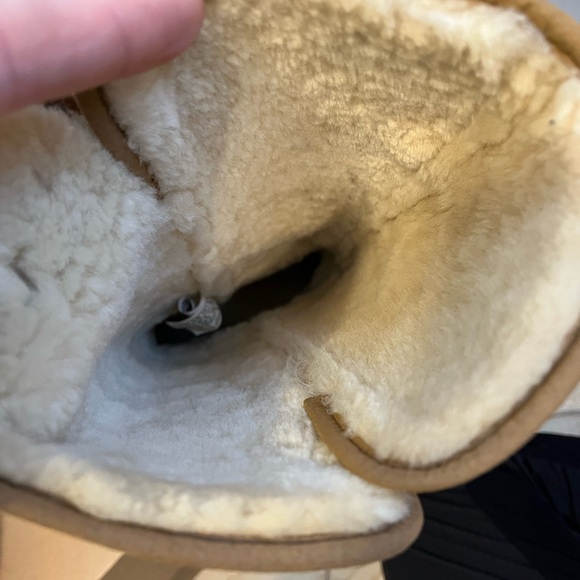 UGG Kara - Picture 2 of 4